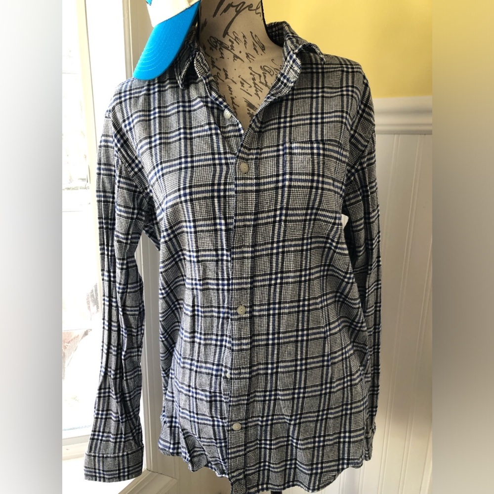 GAP STANDARD  FIT MENS FLANNEL SHIRT